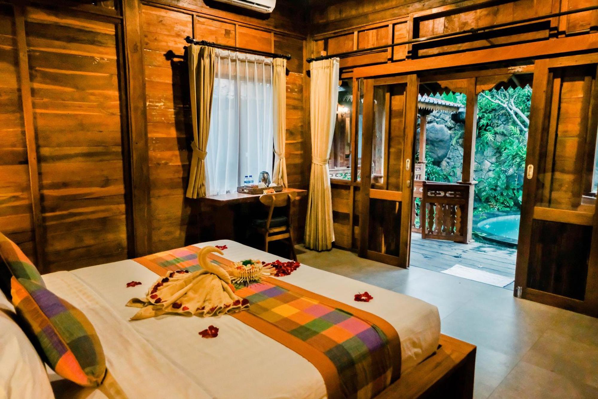 Kayu Batu * Ubud
