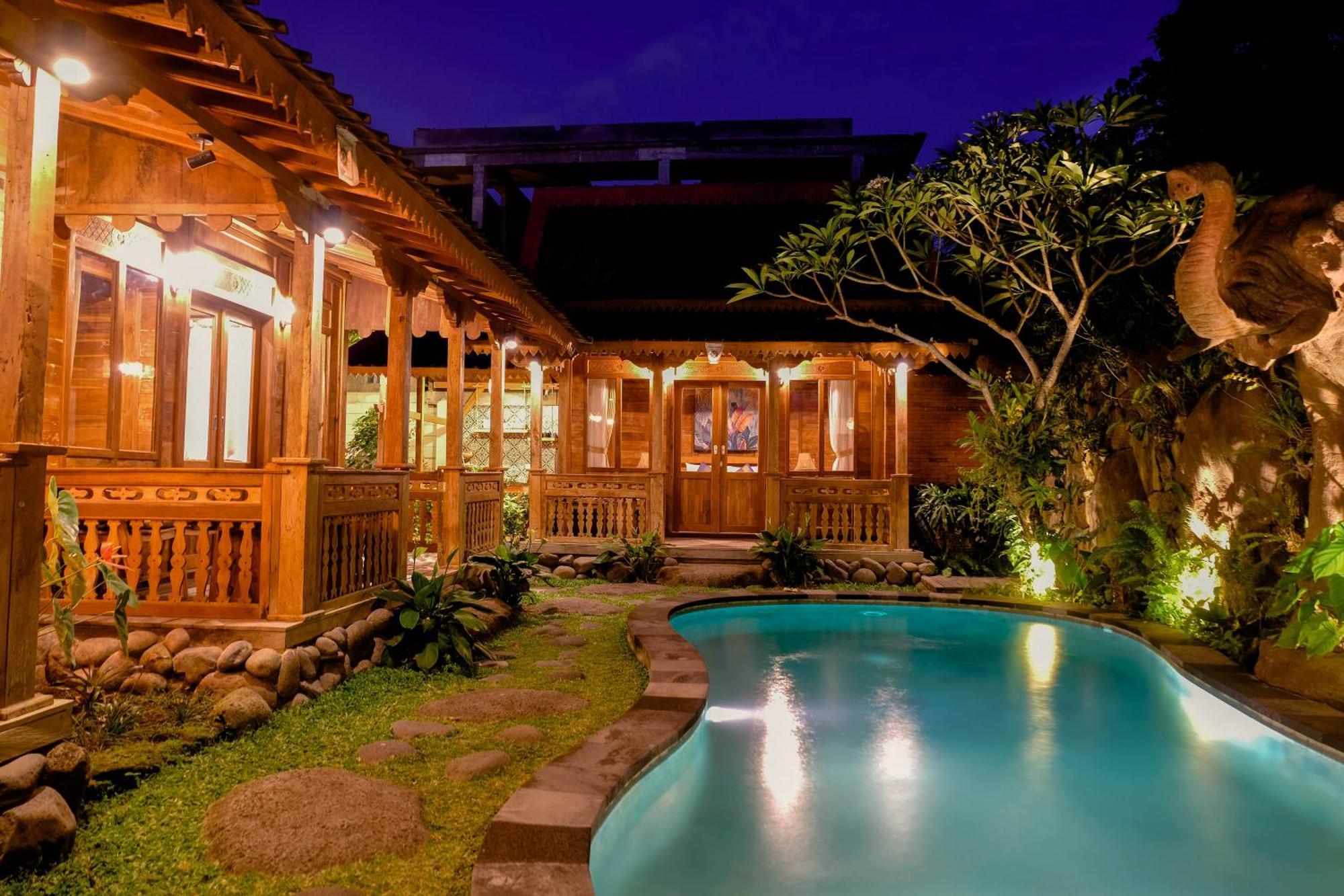 Kayu Batu * Ubud